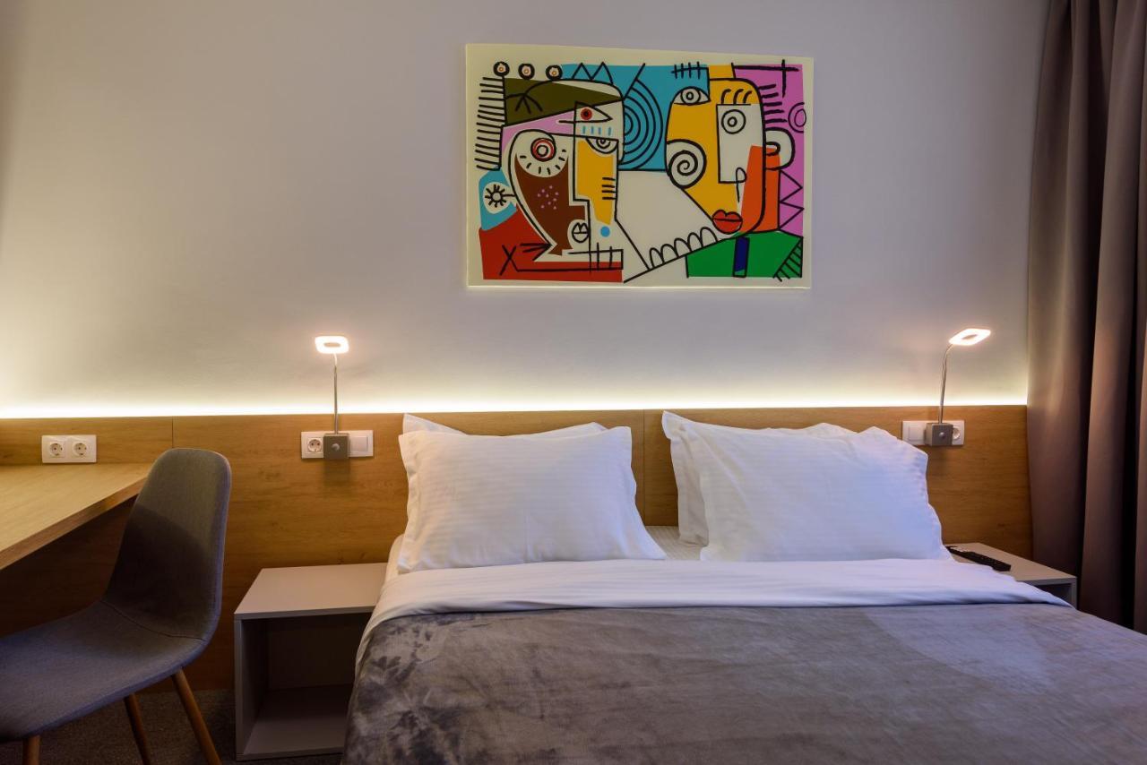 Hotel Location