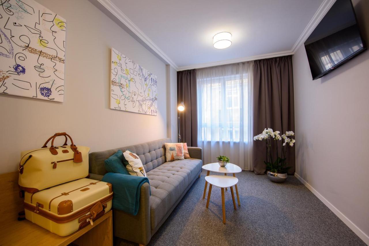 Location Hotel 3*