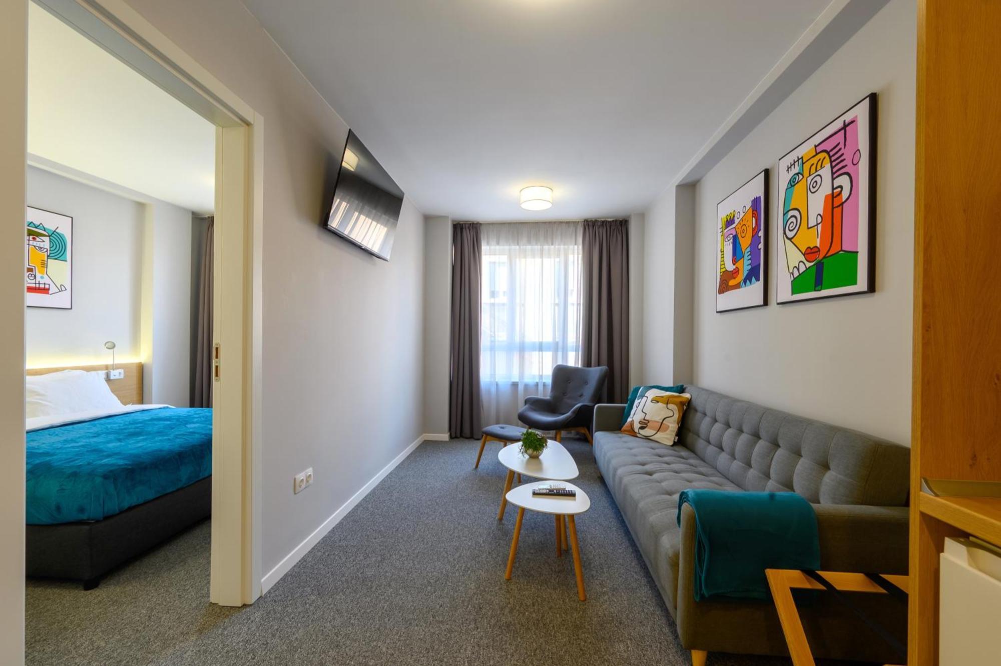 Location Hotel 3*